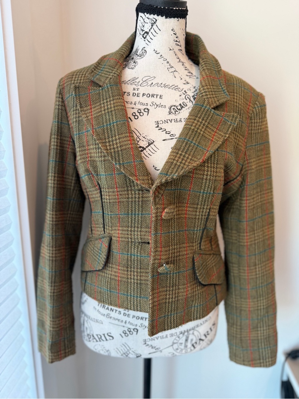 Mario Serrani Olive Plaid Tailored Blazer with Red & Blue Windowpane